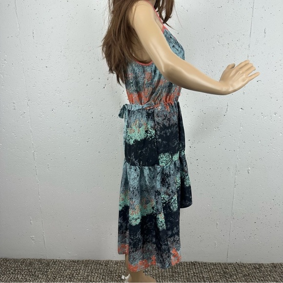 Band of Gypsies Women’s size Medium Gray Blue Peach Hi Low Midi Dress - Picture 4 of 10